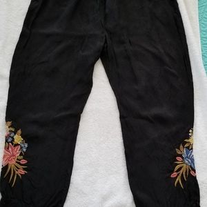Johnny Was Embroidered Cupra Rayon Jogger, Black, size XL
